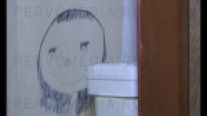 Родители оставили несовершеннолетнюю девушку одну в квартире, а коммунальщики лишили благ цивилизации.