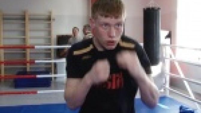 Первоуральский боксер выступил на турнире по профессиональному боксу