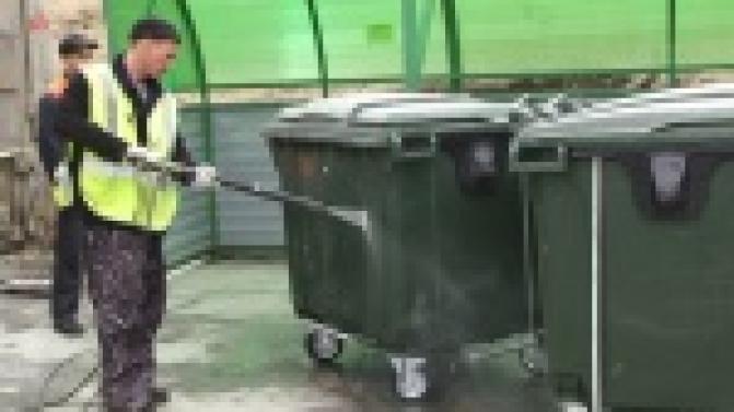 На контейнерных площадках станет чисто
