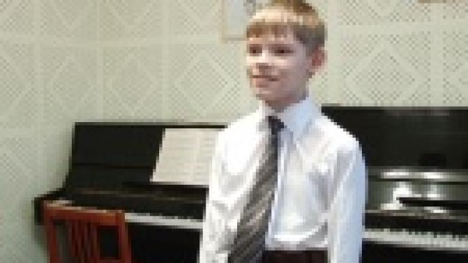 Запели соловьем и организовали гала концерт.