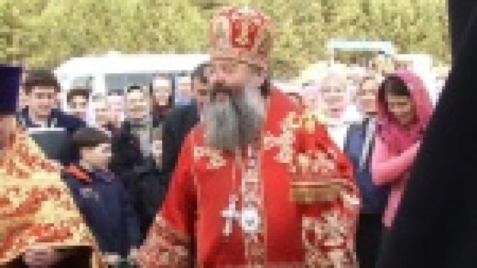 Митрополит Екатеринбургский и Верхотурский Кирилл посещает православные приходы.