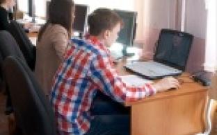 Фестиваль информационных технологий WoExPo стартовал в первоуральских школах.