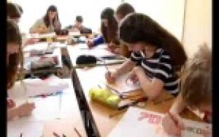 . На "Перекрёстке", так называется ежегодный фестиваль, встретились более 200 участников