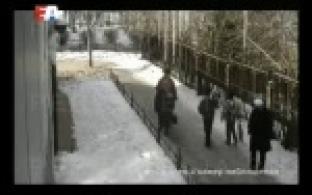 Разыскать мошенниц помогут камеры видеонаблюдения.