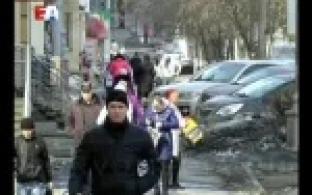 В Первоуральске разыскивают очевидцев ДТП, в результате которого серьёзно пострадал пешеход.