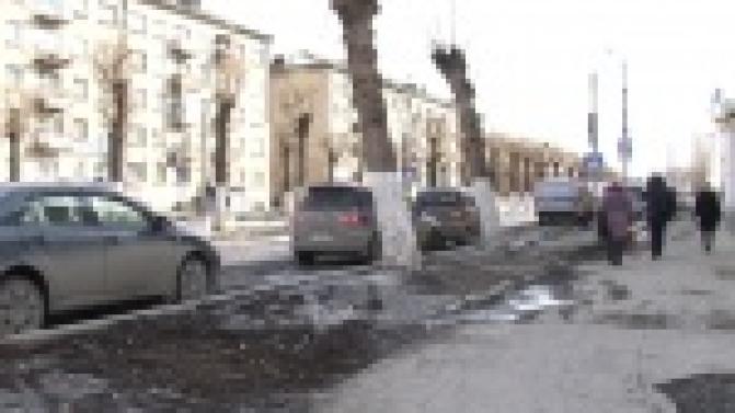 Сразу троих первоуральцев обманули мошенники.