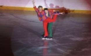 Впервые в Первоуральске прошло шоу "Фигурные страсти".