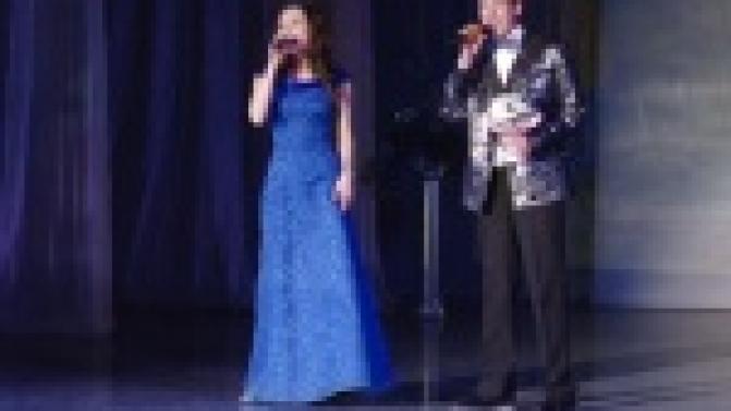 Одна звезда хорошо, а две - лучше.