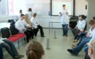 В Образовательном центре группы ЧТПЗ прививают лидерские качества будущим белым металлургам.