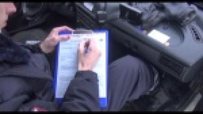 Сотрудники ГИБДД накануне усиленно патрулировали поселковые территории.