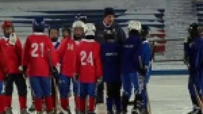 Первоуральские хоккеисты снова впереди!