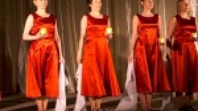 Стражи порядка поют и танцуют!