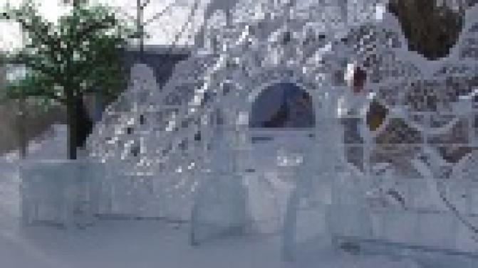 Ледовые постройки нашли тёплый отзыв большинства первоуральцев.