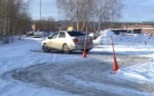 В автошколах теперь учить будут дольше, а платить за обучение будущим автолюбителям придётся больше