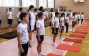 Новый год с новыми уроками физкультуры.