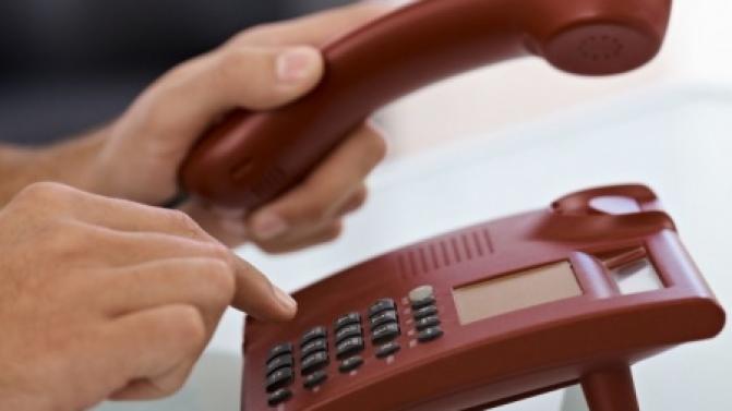 Горячая линия по вопросам защиты прав потребителей работает в Свердловской области