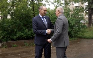 Губернатор Свердловской области Денис Паслер с рабочим визитом посетил завод «Хромпик» в Первоуральске
