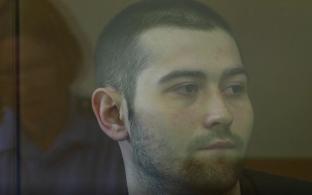 В Первоуральском суде бывшему хоккеисту, обвиняемому в причинении смертельных травм 43-летнему зуботехнику, продлили меру пресечения в виде заключения под стражу ещё на полгода – до 17 декабря