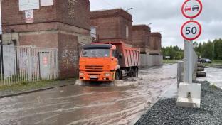После сильных дождей уровень воды превышен во многих реках