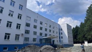 Губернатор Свердловской области Денис Паслер рассказал о модернизации социальных и инфраструктурных объектов в Первоуральске