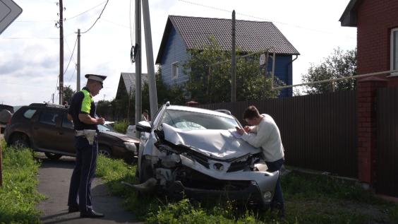 Четыре человека пострадали в результате дорожной аварии в микрорайоне Шайтанка