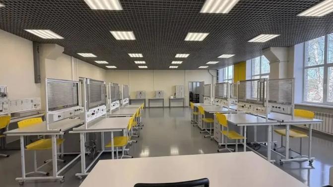 Система среднего профессионального образования активно развивается на Среднем Урале