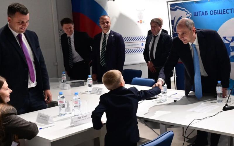 Губернатор Свердловской области Денис Паслер провёл очередной приём свердловчан по личным вопросам