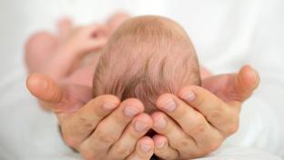 553 малыша родились в Свердловской области на прошлой неделе