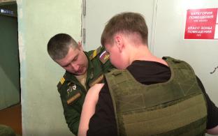 Военный корреспондент, врач или волонтёр