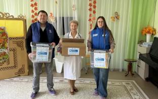Первоуральцы собрали подарки для детей, проходящих лечение