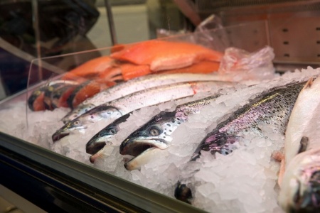 770 килограммов рыбной продукции забраковали специалисты Роспотребнадзора за 6 месяцев