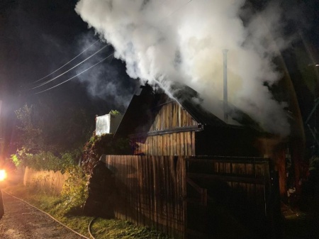 Баня сгорела сегодня ночью в селе Новоалексеевское