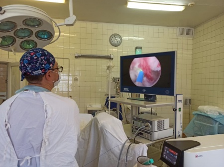 В Первоуральской больнице провели лазерную резекцию опухоли мочевого пузыря