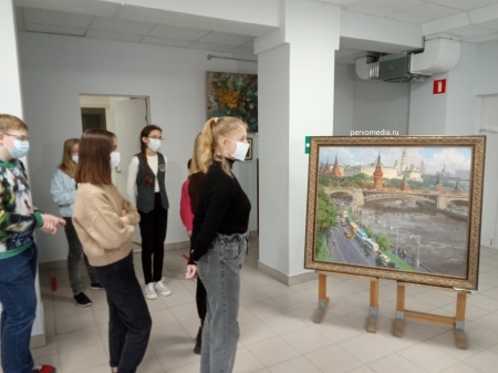 В Детской художественной школе открылась выставка "Академическая живопись"