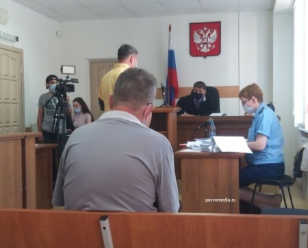 В Первоуральске продолжается судебный процесс в отношении бывшего сотрудника ГУ МЧС