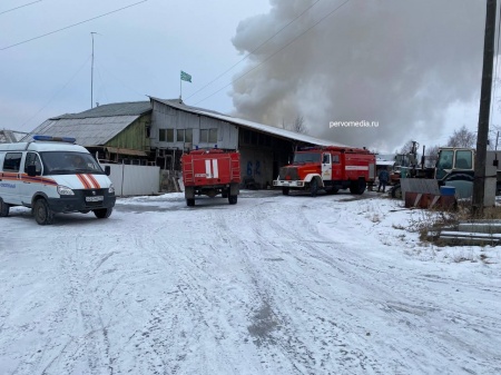Пожар с погибшим произошел в Первоуральске