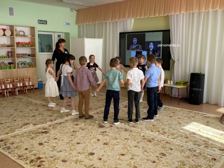В Ревде проходит финал регионального этапа конкурса «Воспитатель года России»